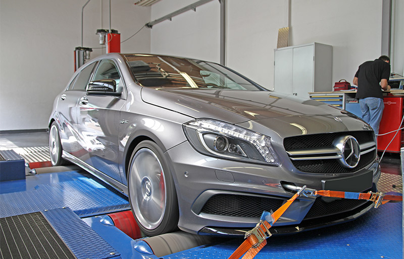 Mercedes A45 AMG en el banco de pruebas