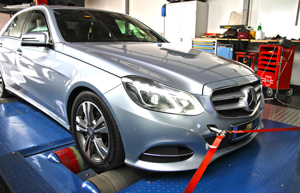 El nuevo Mercedes E400 (W212) en el banco de pruebas